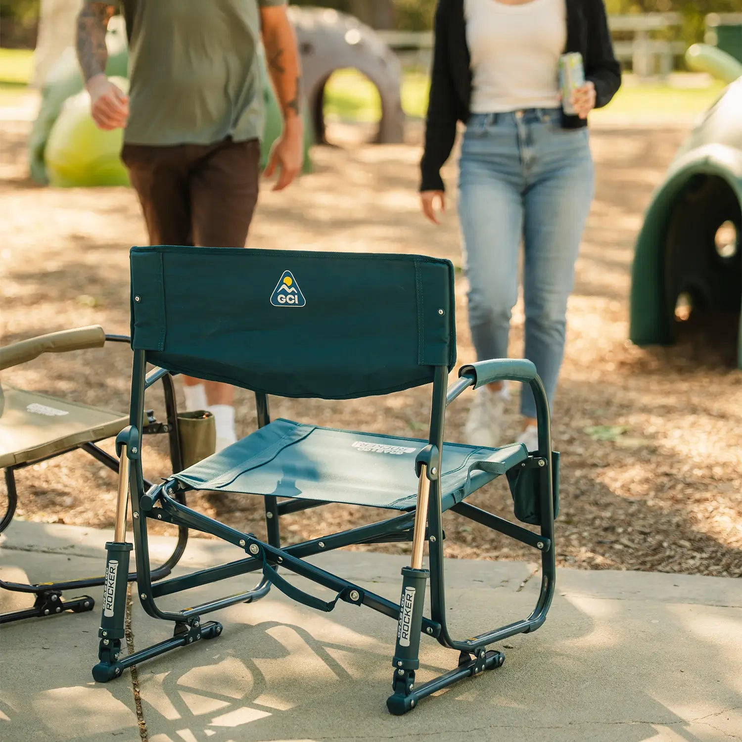 Premium All-Weather Grab & Go Rocker - Choice 551 - RoadTrip Rocker Smooth Motion Camp Chair Detail