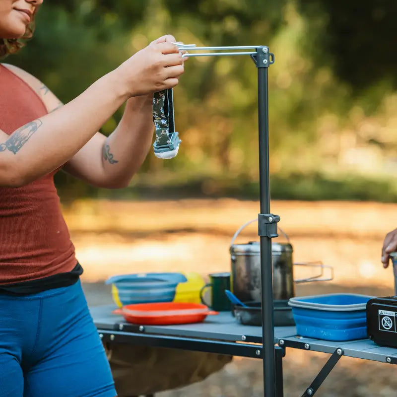 Heavy-Duty Camp Master Cook Station - Choice 171 - Heavy-Duty Stainless Steel Camp Cooking Gear Detail