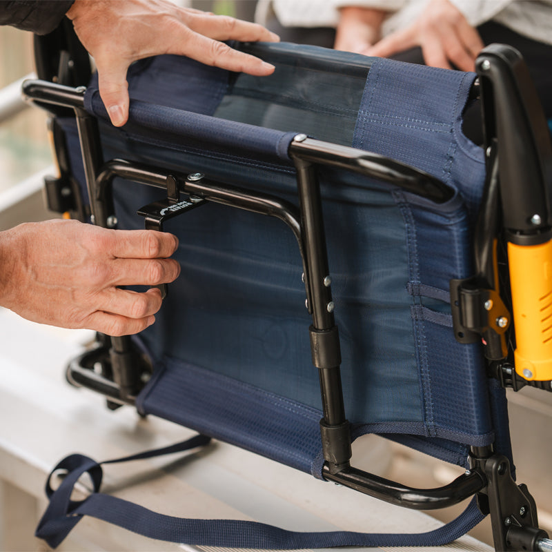 Premium All-Weather Stadium Rock-Cliner - Choice 540 - Freestyle Rocker Portable Outdoor Folding Chair Detail