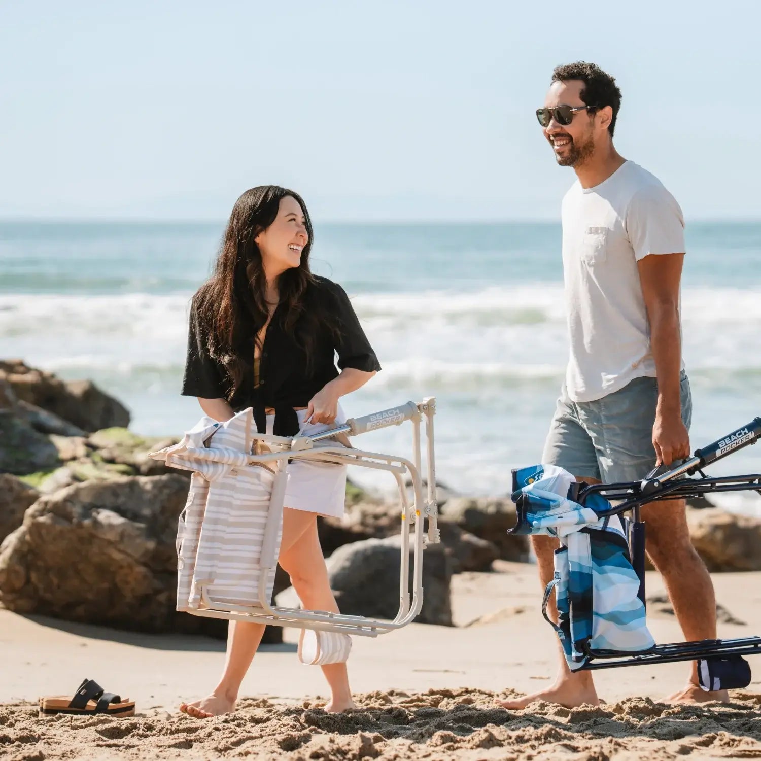 Luxury Camp Beach Rocker - Choice 712 - Heavy-Duty Kickback Rocker with Beverage Holder Detail